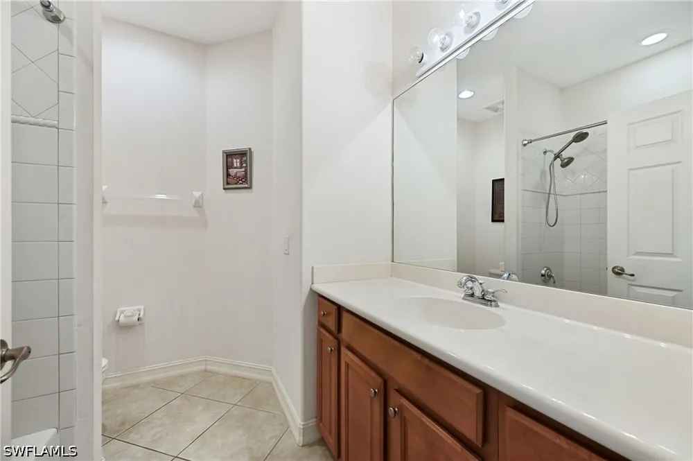 Tarpon Bay Drive S #202 Naples, FL 34119
