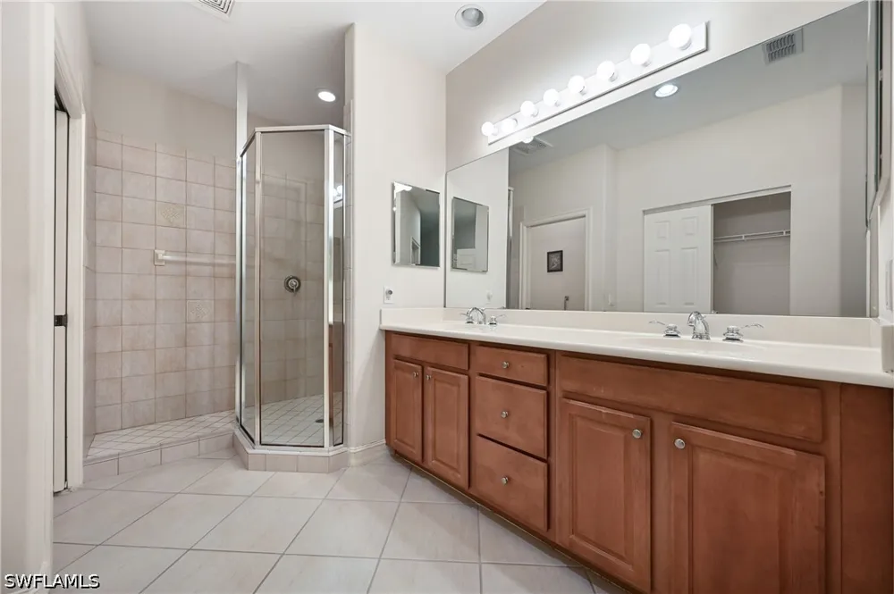 Tarpon Bay Drive S #202 Naples, FL 34119