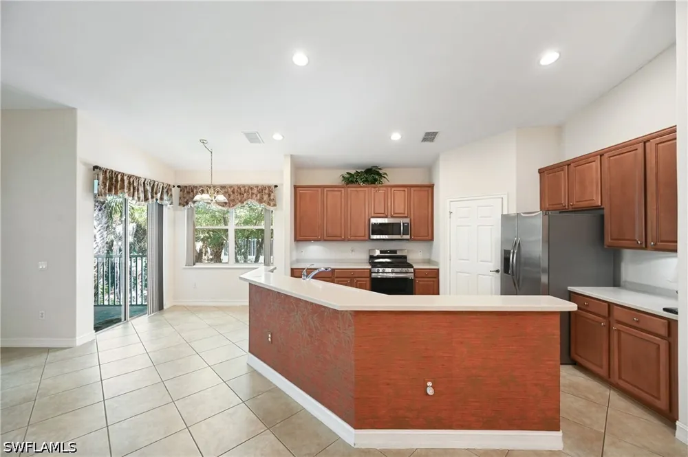 Tarpon Bay Drive S #202 Naples, FL 34119