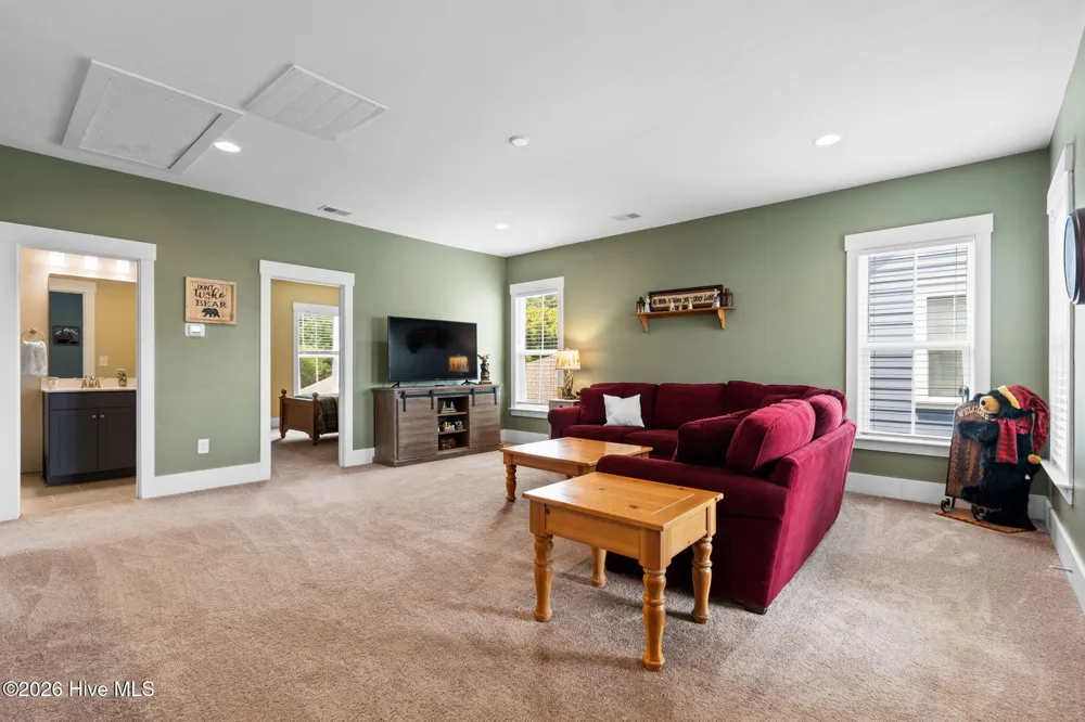 9099 Village Lake Drive SW Calabash, NC 28467