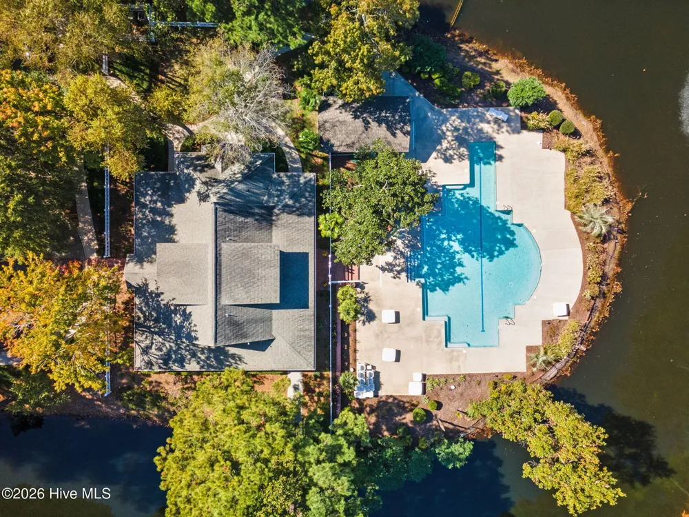 9099 Village Lake Drive SW Calabash, NC 28467