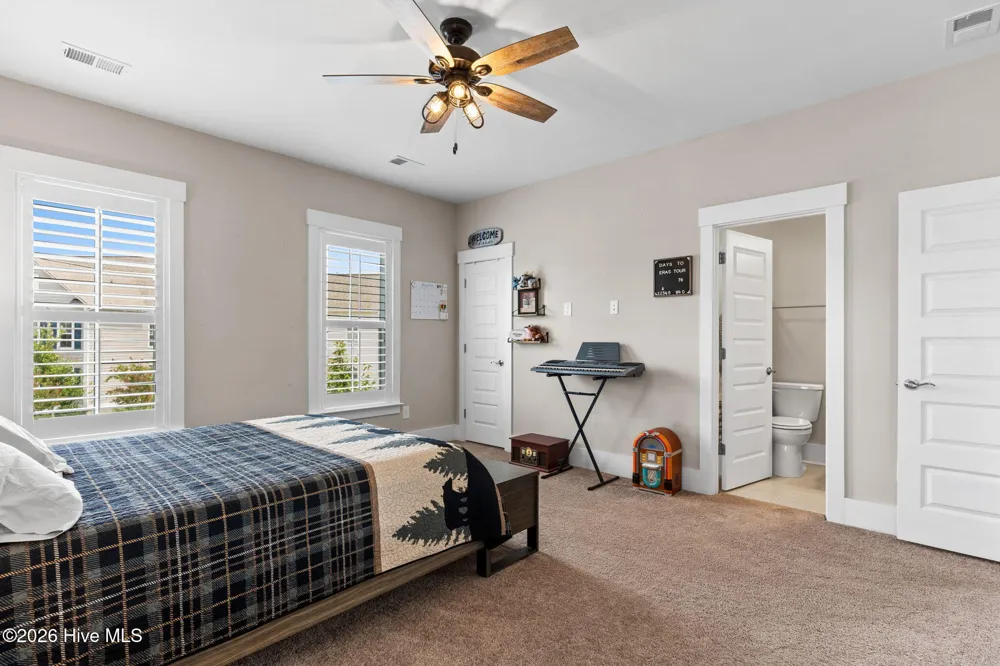 9099 Village Lake Drive SW Calabash, NC 28467