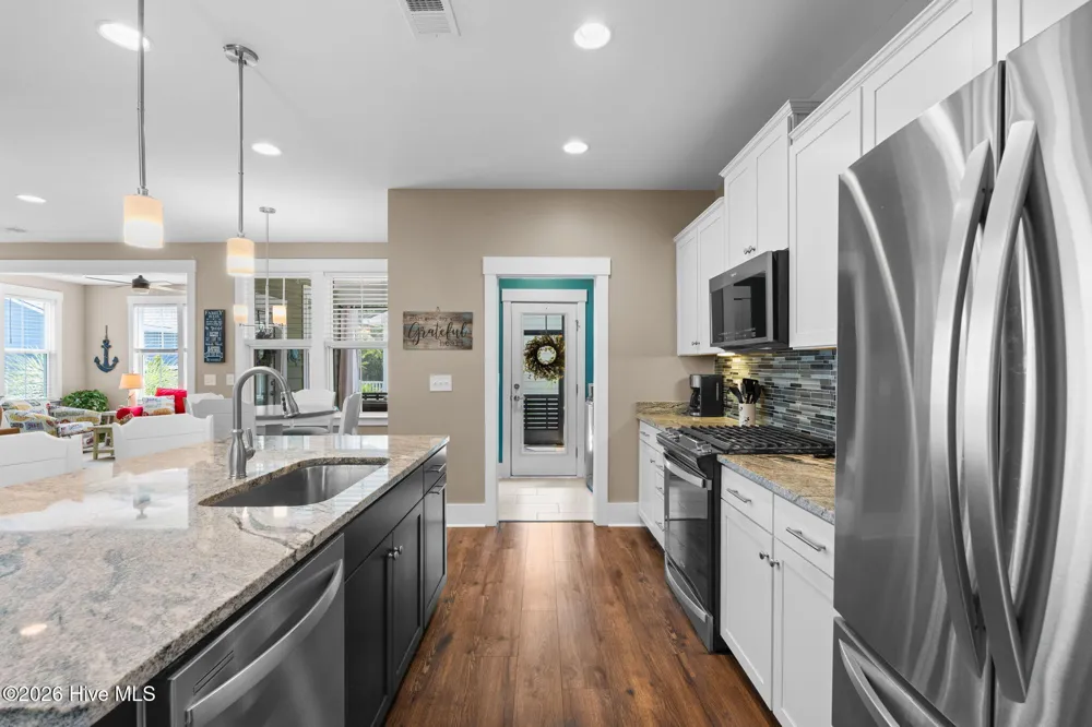 9099 Village Lake Drive SW Calabash, NC 28467