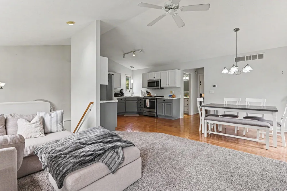 14255 Ottawa Creek Lane Holland, MI 49424