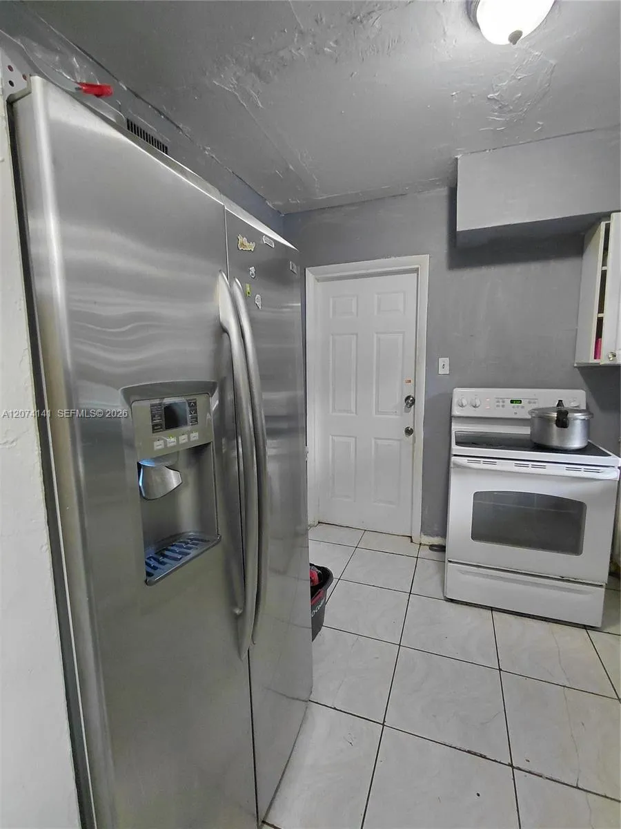 1530 NW 68th Ter Miami, FL 33147