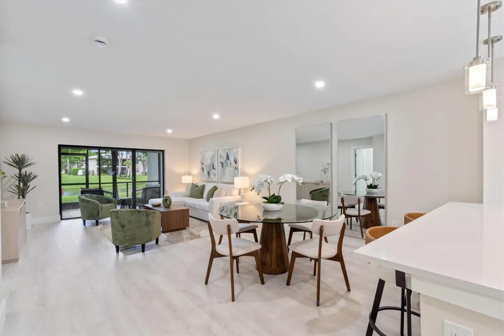 31 Stratford Lane W #A Boynton Beach, FL 33436