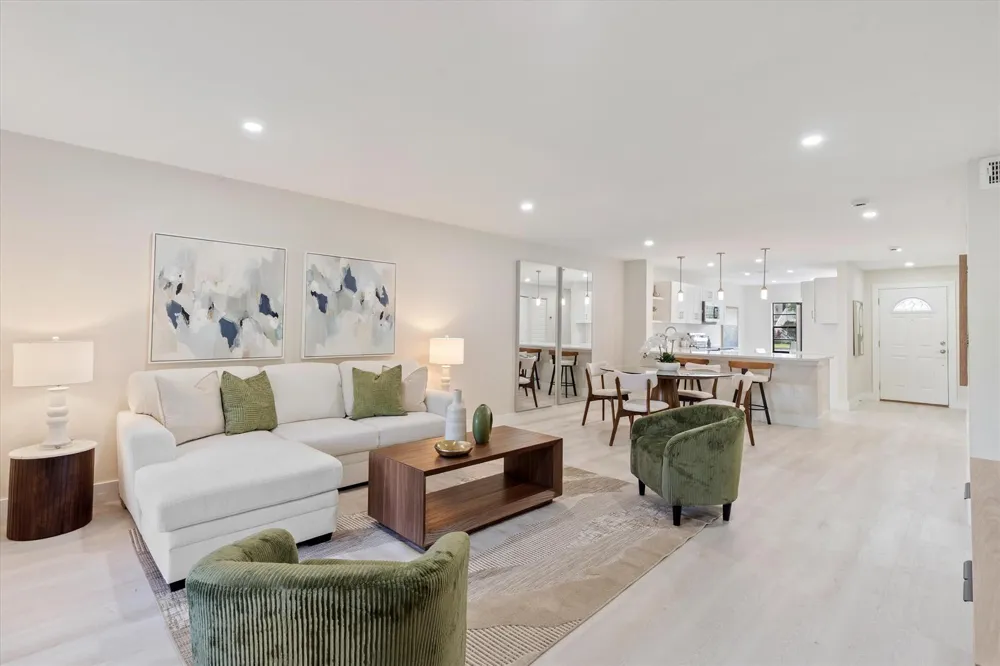 31 Stratford Lane W #A Boynton Beach, FL 33436