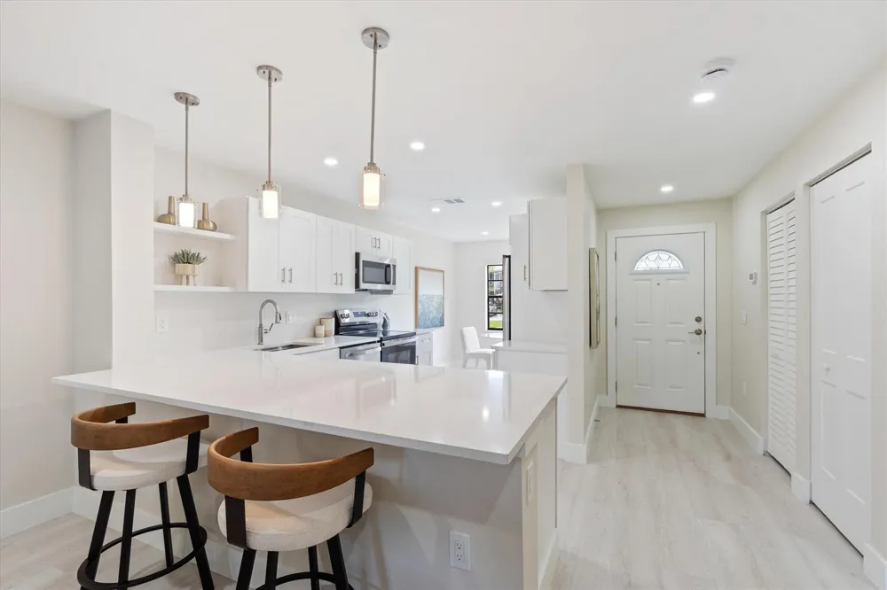 31 Stratford Lane W #A Boynton Beach, FL 33436