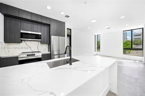 1780 NW 5th St