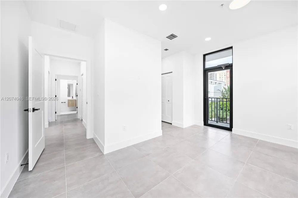 1780 NW 5th St Miami, FL 33136