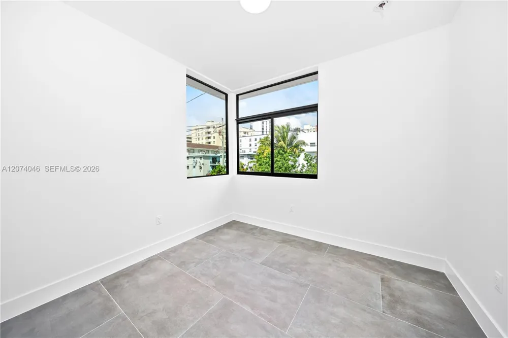 1780 NW 5th St Miami, FL 33136