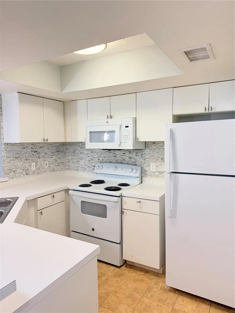 9250 W Atlantic Blvd #936 Coral Springs, FL 33071