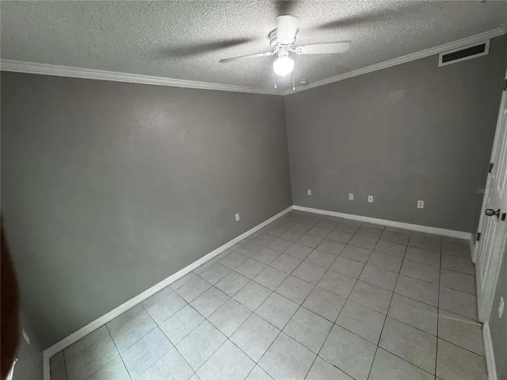 307 OAK ROSE LANE #201 Tampa, FL 33612