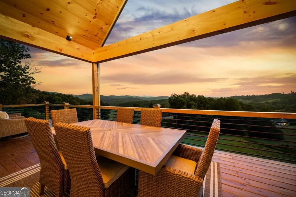 261 Big Valley DR Morganton, GA 30560