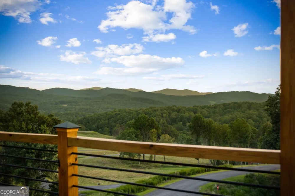 261 Big Valley DR Morganton, GA 30560