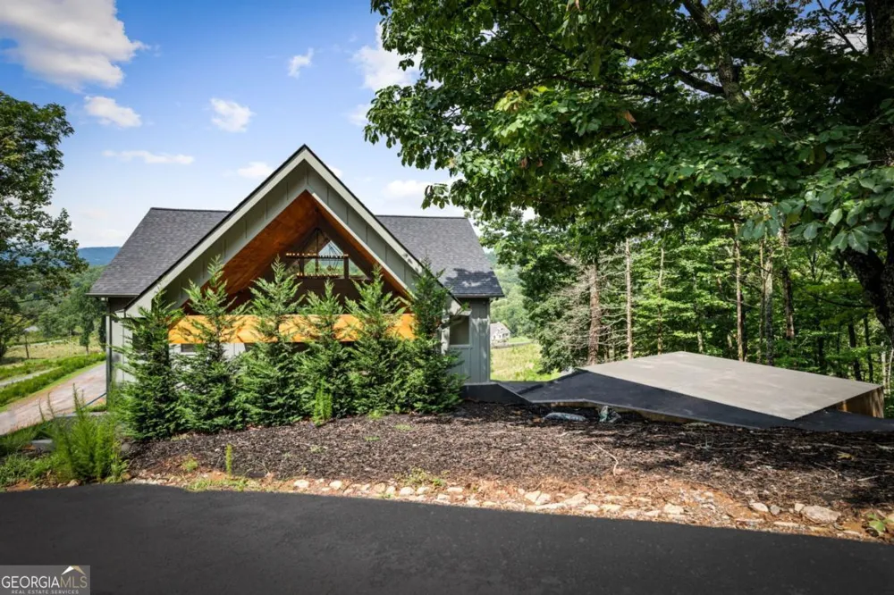 261 Big Valley DR Morganton, GA 30560