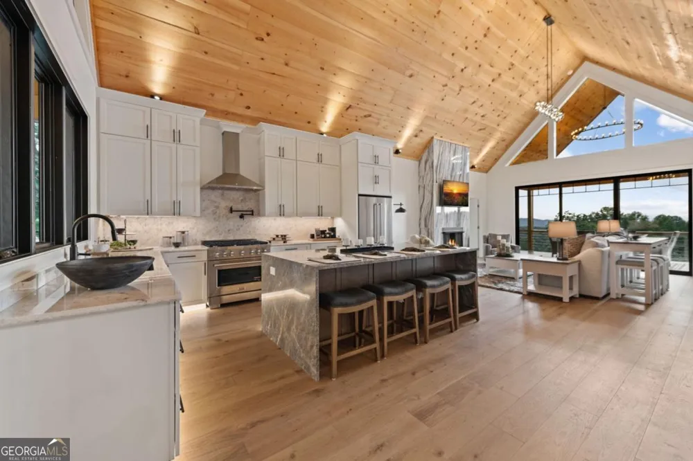 261 Big Valley DR Morganton, GA 30560
