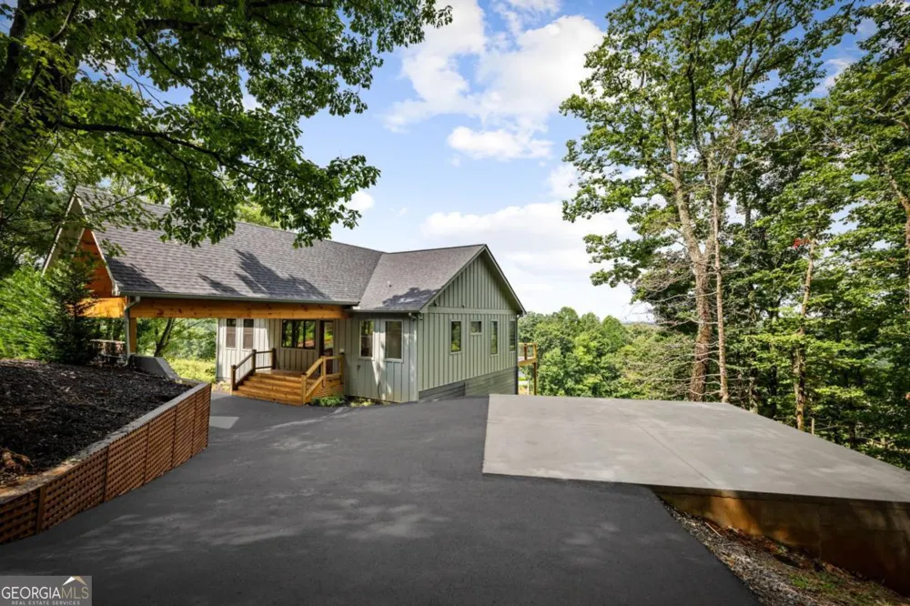 261 Big Valley DR Morganton, GA 30560