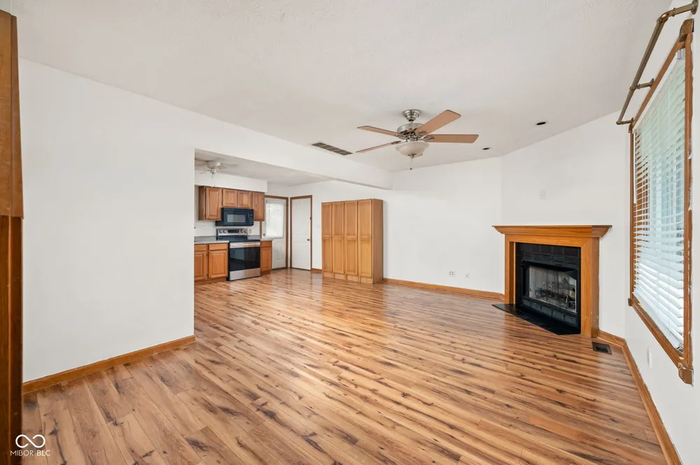 202 Levi Street Lizton, IN 46149