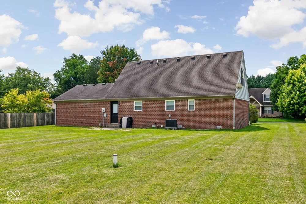 202 Levi Street Lizton, IN 46149