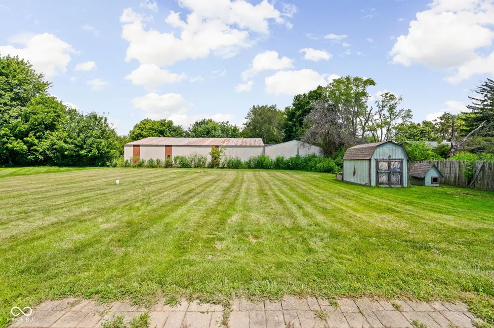202 Levi Street Lizton, IN 46149