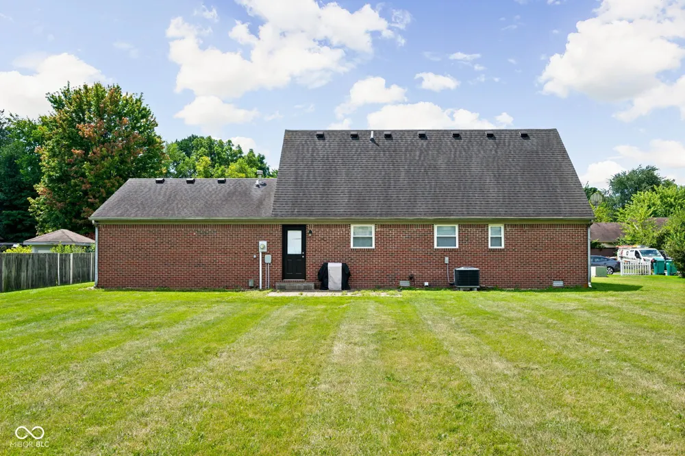 202 Levi Street Lizton, IN 46149