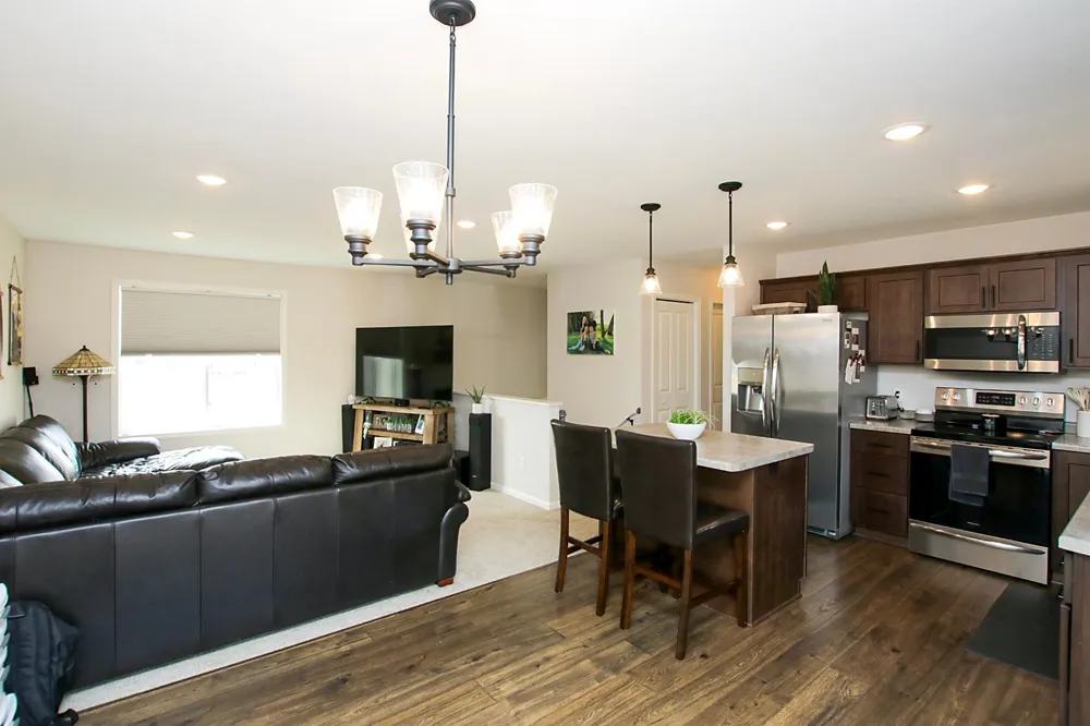 1709 Maple Leaf Lane Litchfield, MN 55355
