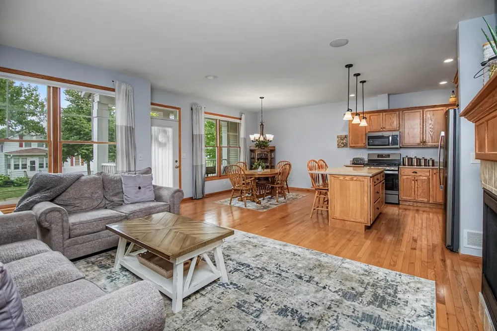 812 Ramsey Street Hastings, MN 55033
