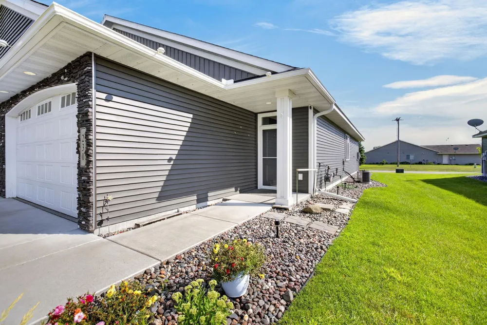 230 11th Avenue S Princeton, MN 55371