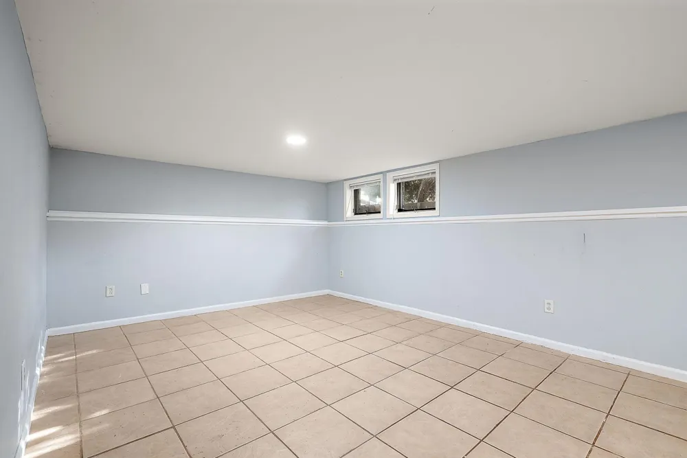 4131 4th Street NE Columbia Heights, MN 55421
