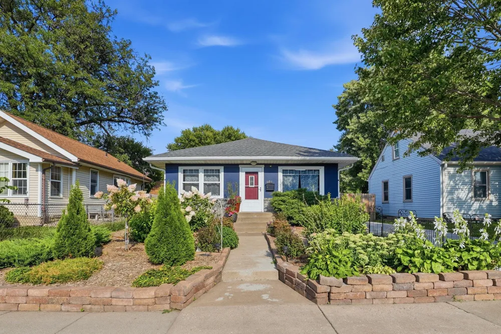 4131 4th Street NE Columbia Heights, MN 55421