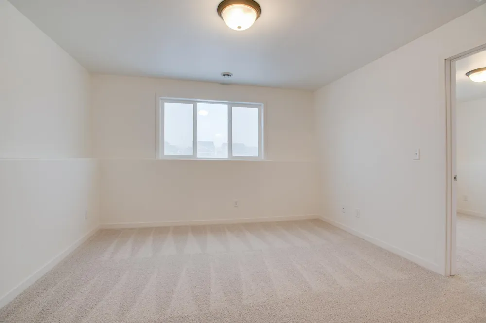 2516 38th Avenue S Moorhead, MN 56560