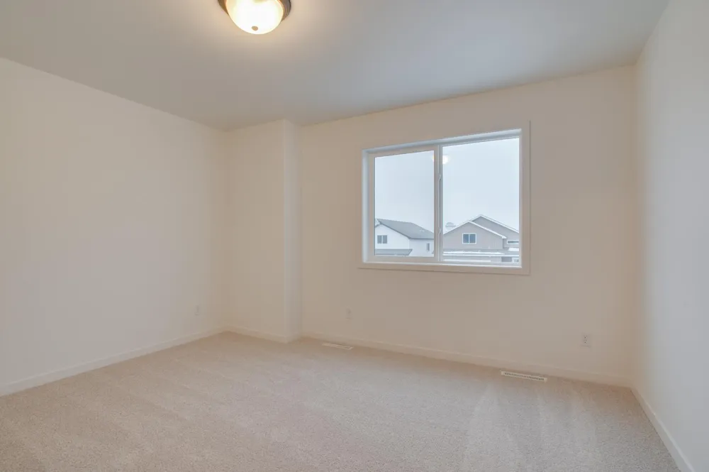 2516 38th Avenue S Moorhead, MN 56560
