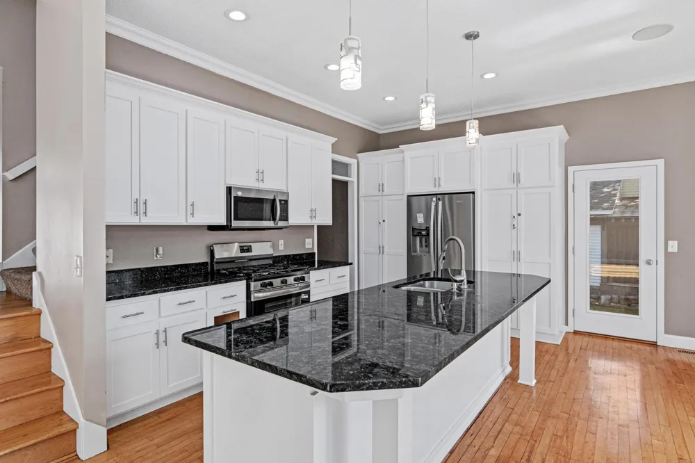 2417 87th Trail Brooklyn Park, MN 55443