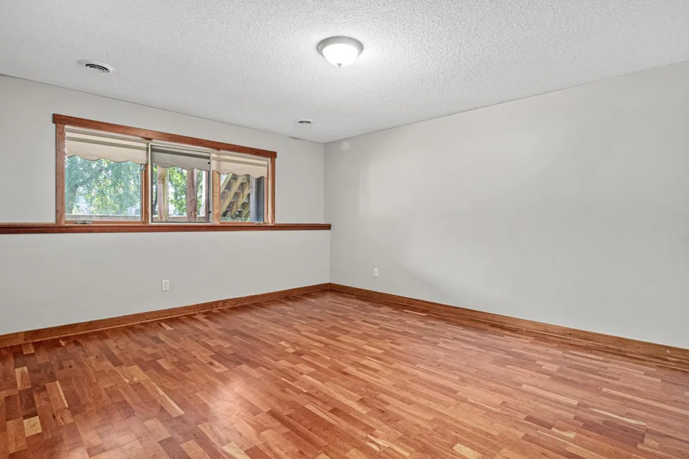 2417 87th Trail Brooklyn Park, MN 55443
