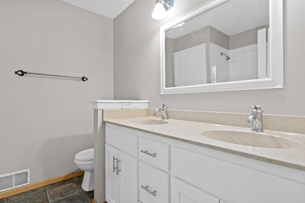 2417 87th Trail Brooklyn Park, MN 55443