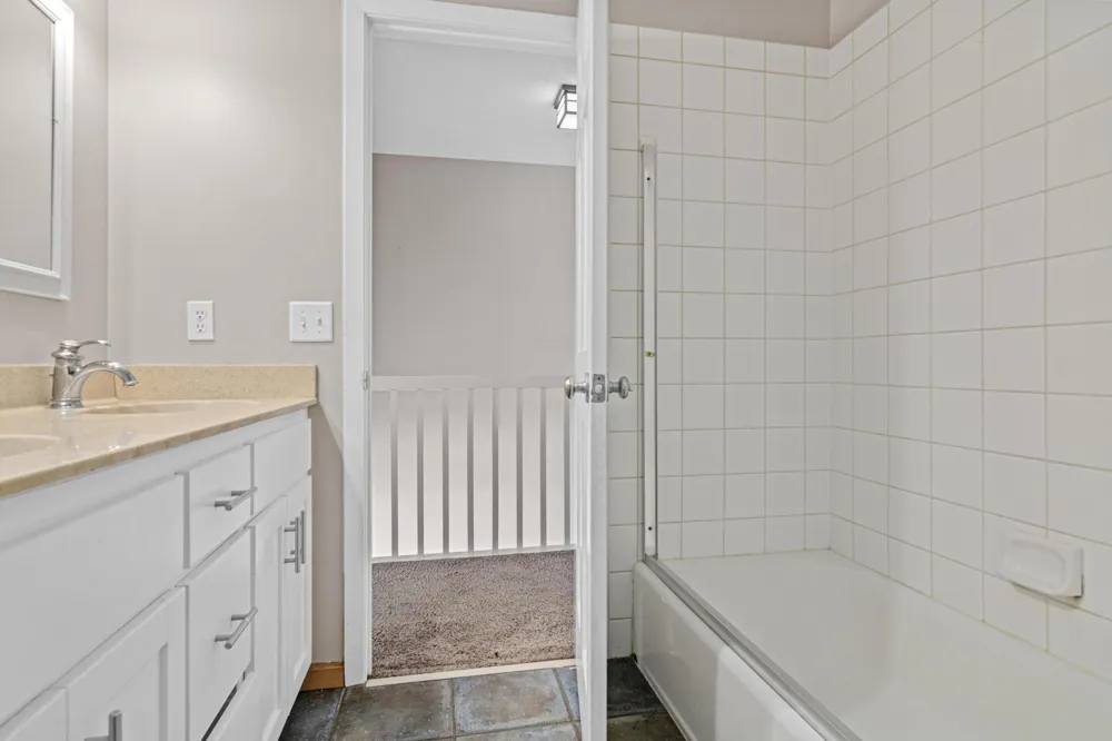 2417 87th Trail Brooklyn Park, MN 55443