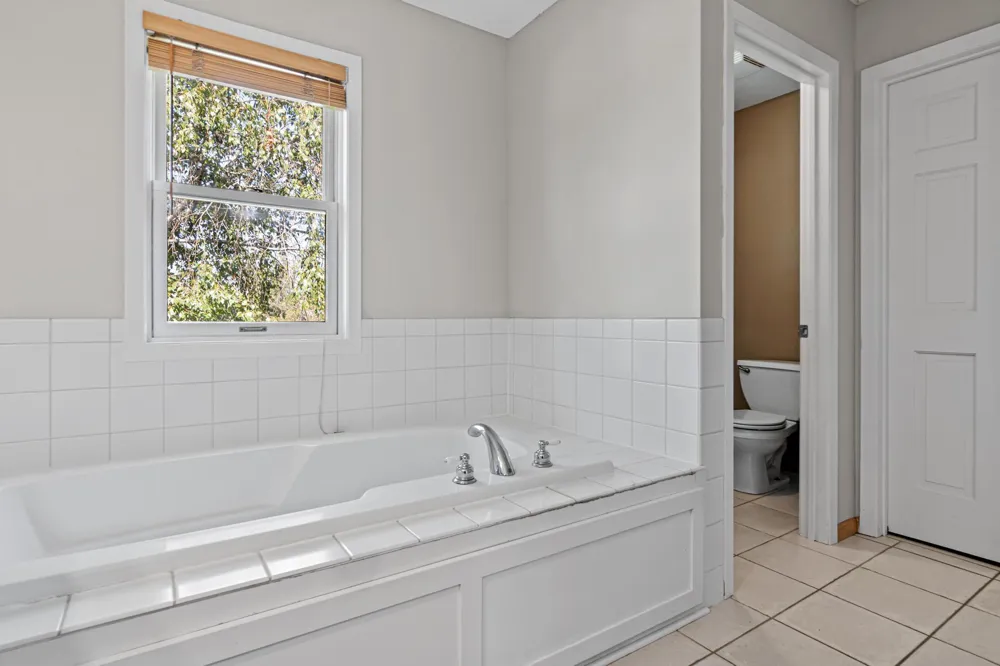 2417 87th Trail Brooklyn Park, MN 55443