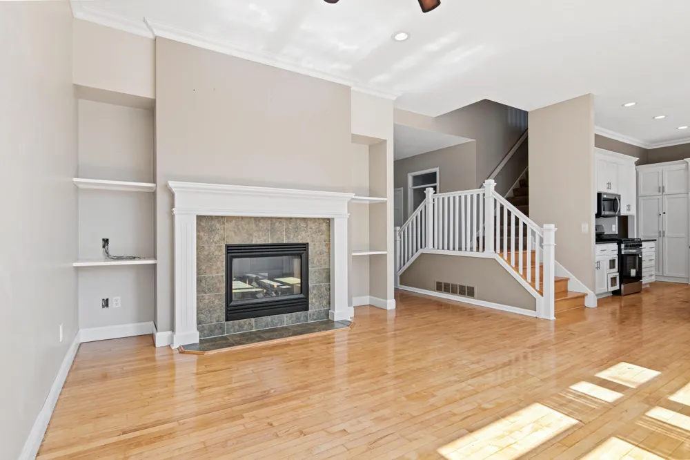 2417 87th Trail Brooklyn Park, MN 55443