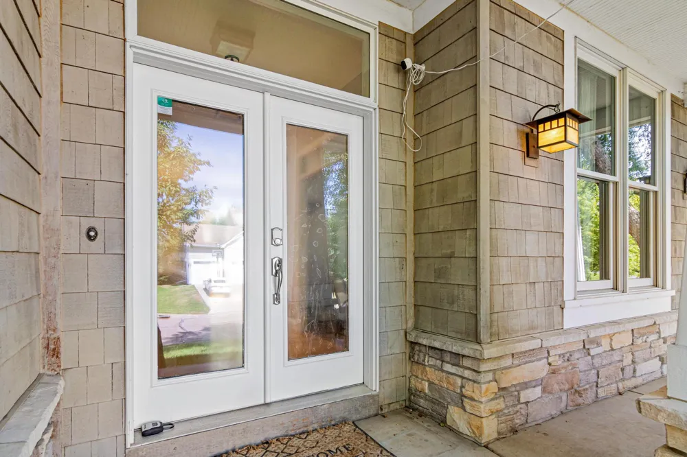 2417 87th Trail Brooklyn Park, MN 55443