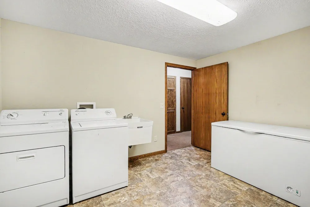 70 W Louis Street Elko New Market, MN 55054