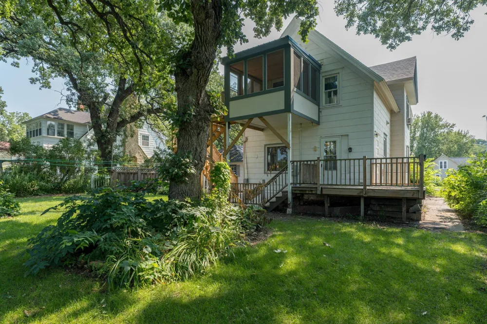 408 S Main Street Le Sueur, MN 56058