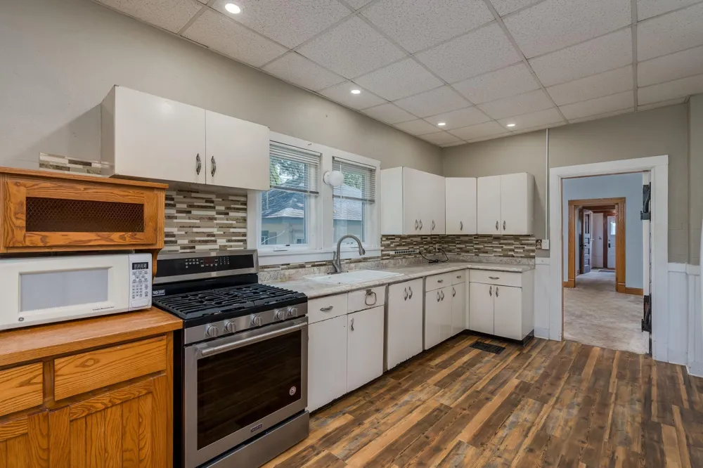 408 S Main Street Le Sueur, MN 56058