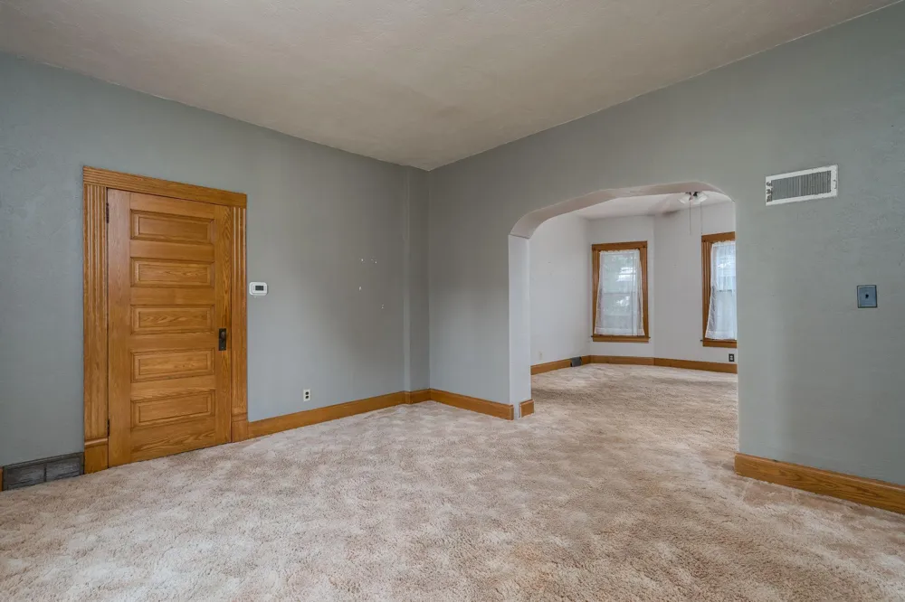 408 S Main Street Le Sueur, MN 56058