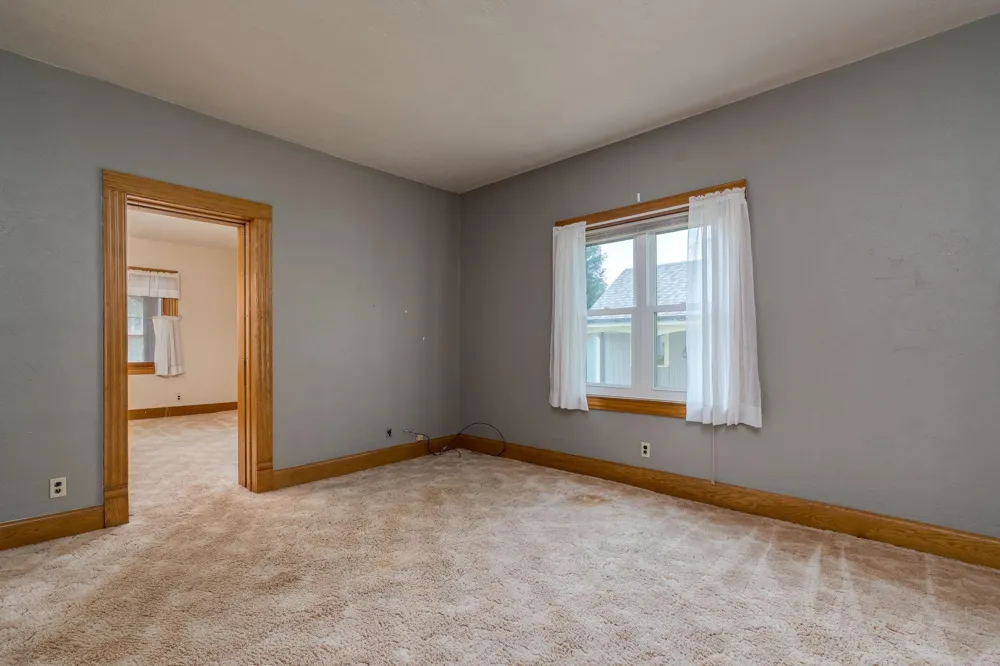 408 S Main Street Le Sueur, MN 56058