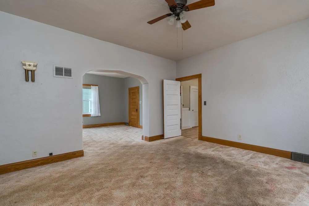 408 S Main Street Le Sueur, MN 56058