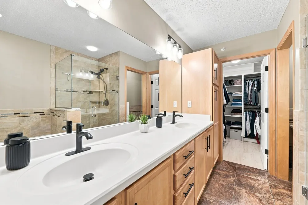 14535 Quebec Avenue Savage, MN 55378