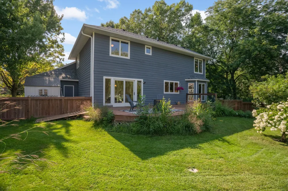 2260 Walnut Creek Drive W Stillwater, MN 55082