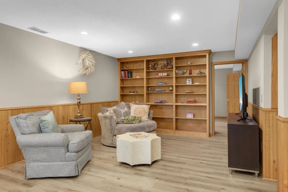 2260 Walnut Creek Drive W Stillwater, MN 55082