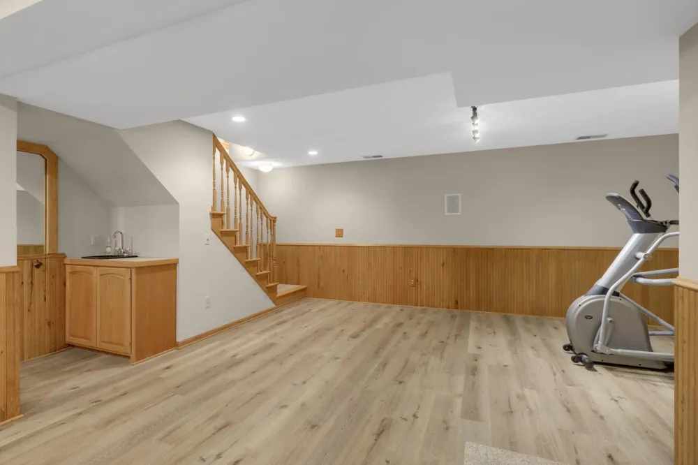 2260 Walnut Creek Drive W Stillwater, MN 55082